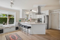 19573 116b Avenue Pitt Meadows, BC V3Y 1R8