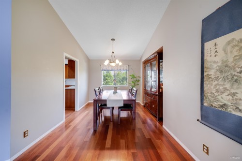 1295 Daimler Street, Coquitlam, BC - Indoor Photo Showing Dining Room