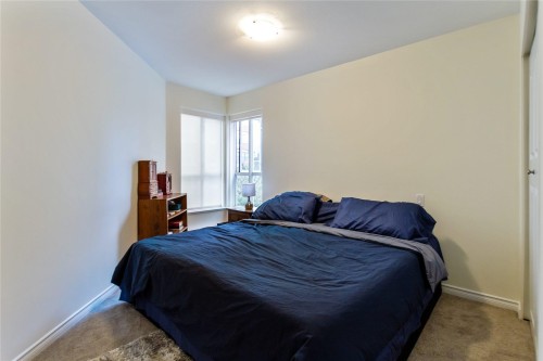 204-155 3Rd Street E, North Vancouver, BC - Indoor Photo Showing Bedroom