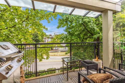 403-106 Kings Road W, North Vancouver, BC - Outdoor With Exterior