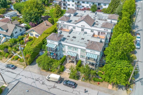 403-106 Kings Road W, North Vancouver, BC - Outdoor With View