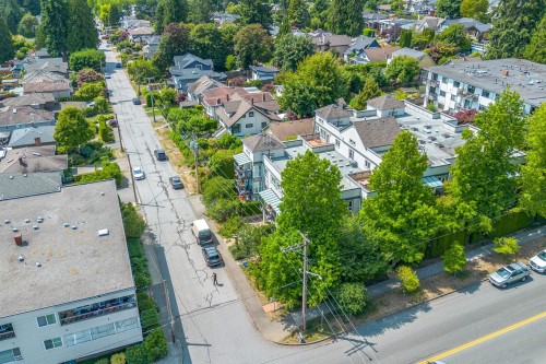 403-106 Kings Road W, North Vancouver, BC - Outdoor With View