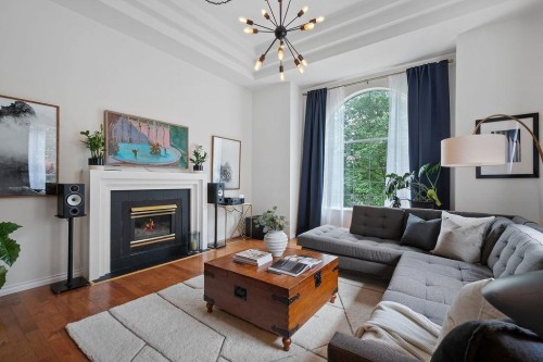 116 Parkside Drive, Port Moody, BC - Indoor Photo Showing Living Room With Fireplace