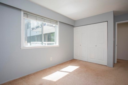202-8040 Ryan Road, Richmond, BC - Indoor Photo Showing Other Room