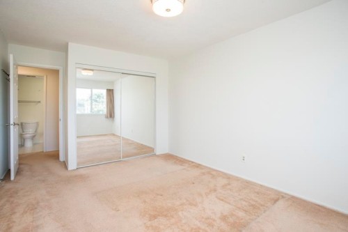 202-8040 Ryan Road, Richmond, BC - Indoor Photo Showing Other Room