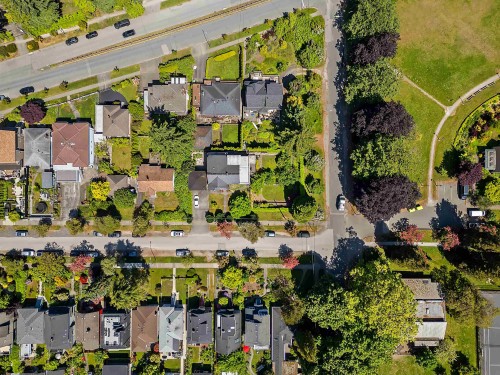 2587 Yale Street, Vancouver, BC - Outdoor With View