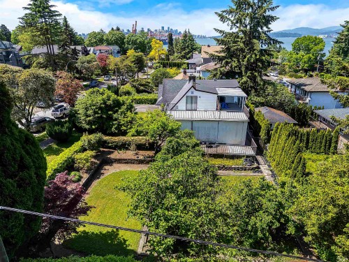 2587 Yale Street, Vancouver, BC - Outdoor