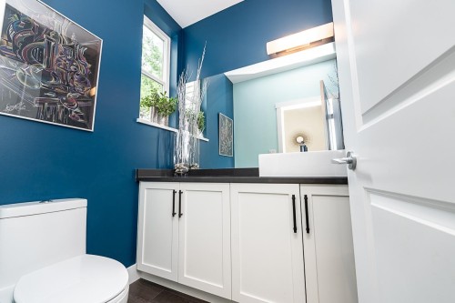 1461 Dayton Street, Coquitlam, BC - Indoor Photo Showing Bathroom