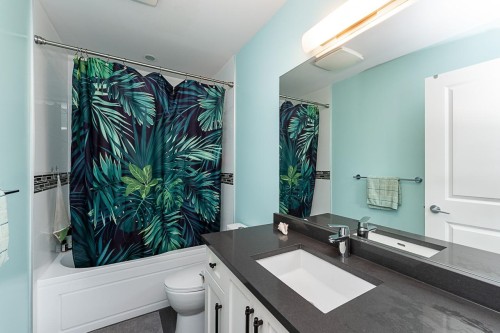 1461 Dayton Street, Coquitlam, BC - Indoor Photo Showing Bathroom