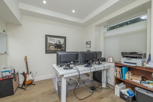 1025 Ranch Park Way, Coquitlam, BC - Indoor Photo Showing Office