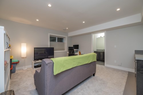 1025 Ranch Park Way, Coquitlam, BC - Indoor