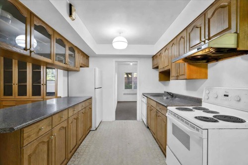 5070 Willow Street, Vancouver, BC - Indoor Photo Showing Kitchen