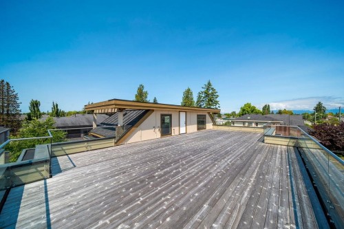 9571 Diamond Road, Richmond, BC - Outdoor