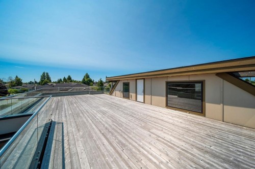 9571 Diamond Road, Richmond, BC - Outdoor