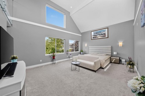9571 Diamond Road, Richmond, BC - Indoor Photo Showing Bedroom