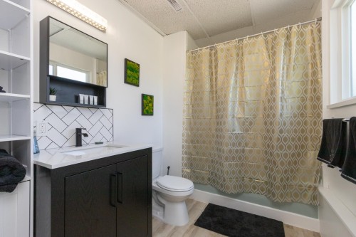 22531 Kendrick Loop, Maple Ridge, BC - Indoor Photo Showing Bathroom