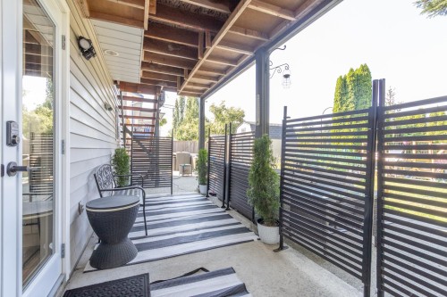 22531 Kendrick Loop, Maple Ridge, BC - Outdoor With Exterior