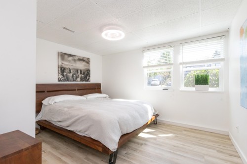 22531 Kendrick Loop, Maple Ridge, BC - Indoor Photo Showing Bedroom
