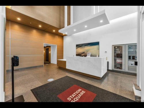 4105-4670 Assembly Way, Burnaby, BC - Indoor