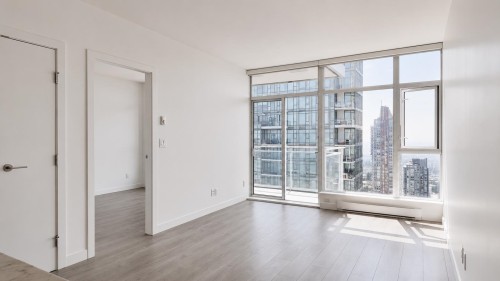 4105-4670 Assembly Way, Burnaby, BC - Indoor Photo Showing Other Room