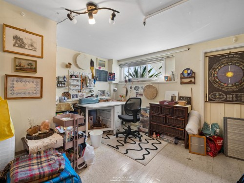 2231 25Th Avenue E, Vancouver, BC - Indoor