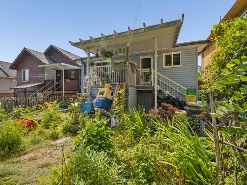 2231 25Th Avenue E, Vancouver, BC - Outdoor