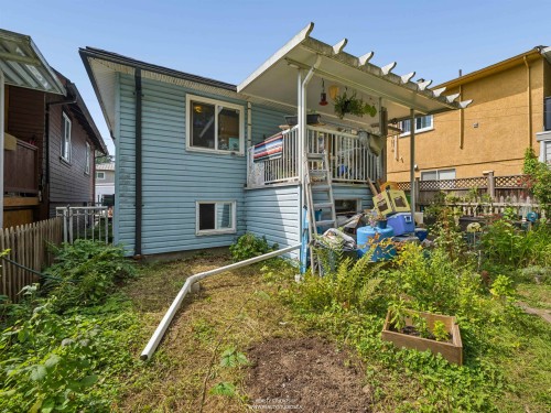 2231 25Th Avenue E, Vancouver, BC - Outdoor With Exterior