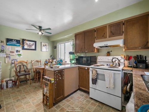 2231 25Th Avenue E, Vancouver, BC - Indoor Photo Showing Kitchen