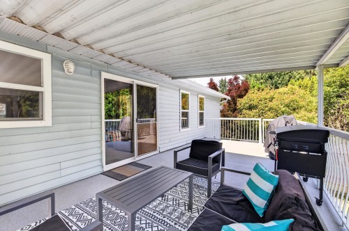 11902 Bruce Place, Maple Ridge, BC - Outdoor With Deck Patio Veranda With Exterior