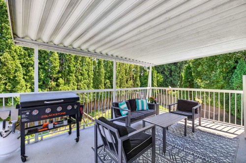 11902 Bruce Place, Maple Ridge, BC - Outdoor With Deck Patio Veranda With Exterior