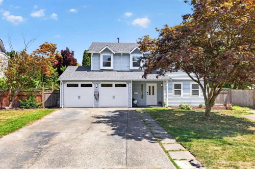 11902 Bruce Place, Maple Ridge, BC - Outdoor With Facade