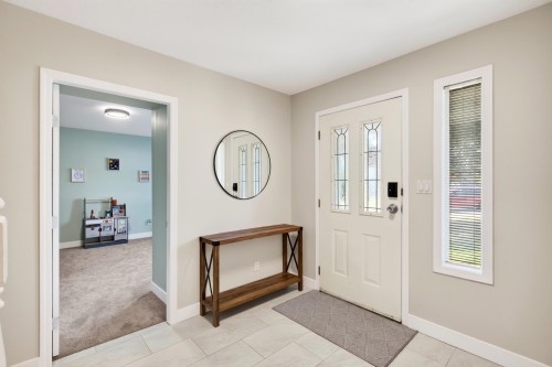 11902 Bruce Place, Maple Ridge, BC - Indoor Photo Showing Other Room