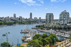 1202-980 Cooperage Way  Vancouver, BC V6B 0C3