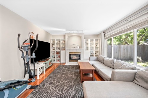 3628 Mckay Drive, Richmond, BC - Indoor Photo Showing Living Room With Fireplace