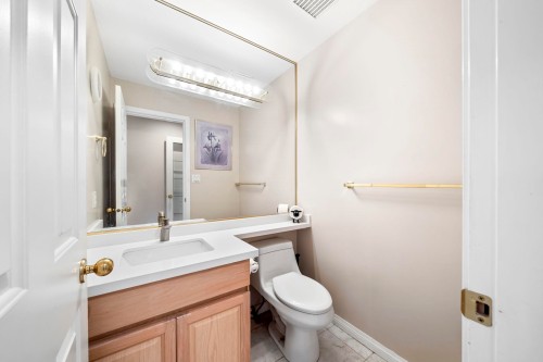 3628 Mckay Drive, Richmond, BC - Indoor Photo Showing Bathroom