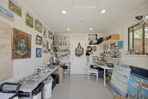 5111 Bay Road, Sechelt, BC - Indoor