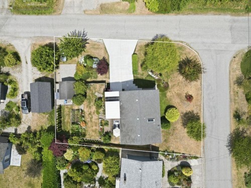 5111 Bay Road, Sechelt, BC - Outdoor With View