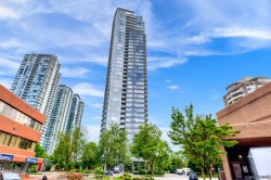 702-4880 Bennett Street Burnaby, BC V5H 0C1