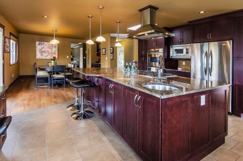 667 Colinet Street, Coquitlam, BC 