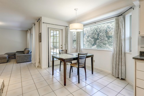 5367 Hazel Court, Delta, BC - Indoor