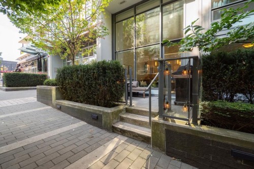 155 2Nd Avenue W, Vancouver, BC - Outdoor With Deck Patio Veranda With Exterior