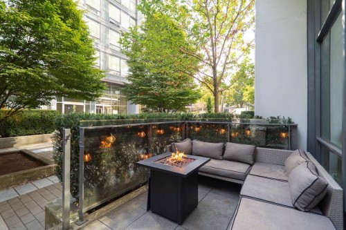 155 2Nd Avenue W, Vancouver, BC - Outdoor With Deck Patio Veranda With Exterior