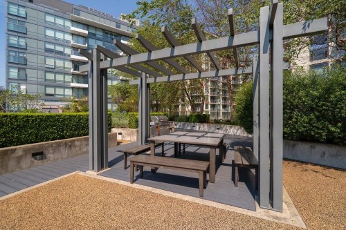 155 2Nd Avenue W, Vancouver, BC - Outdoor With Exterior