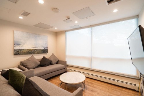 155 2Nd Avenue W, Vancouver, BC - Indoor