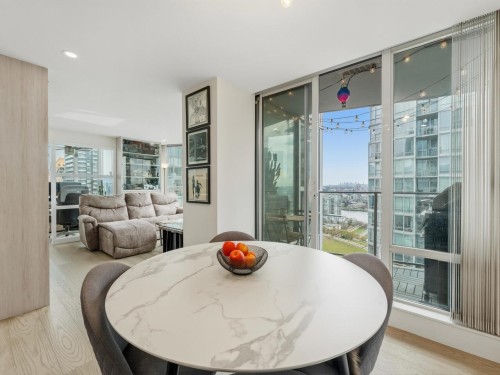 3106-1495 Richards Street, Vancouver, BC - Indoor Photo Showing Dining Room