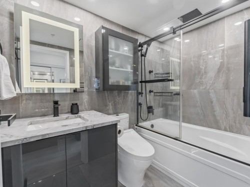 3106-1495 Richards Street, Vancouver, BC - Indoor Photo Showing Bathroom