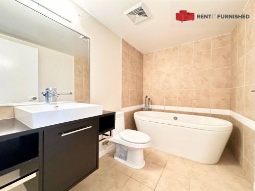 188 Keefer Place, Vancouver, BC - Indoor Photo Showing Bathroom