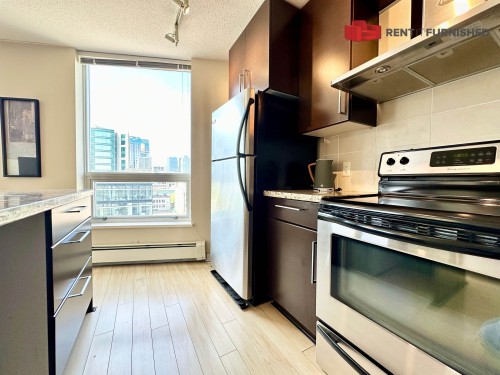 188 Keefer Place, Vancouver, BC - Indoor Photo Showing Kitchen