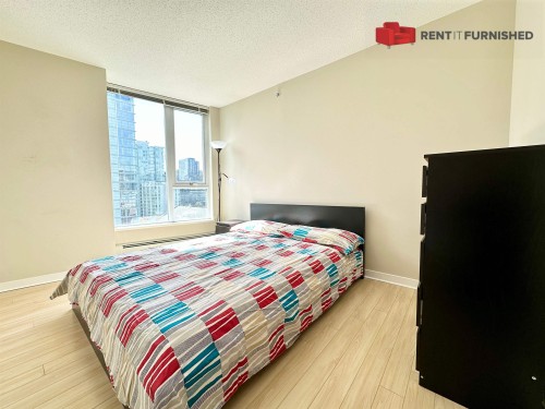 188 Keefer Place, Vancouver, BC - Indoor Photo Showing Bedroom