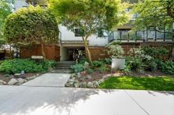 103-550 7th Avenue E Vancouver, BC V5T 1N7